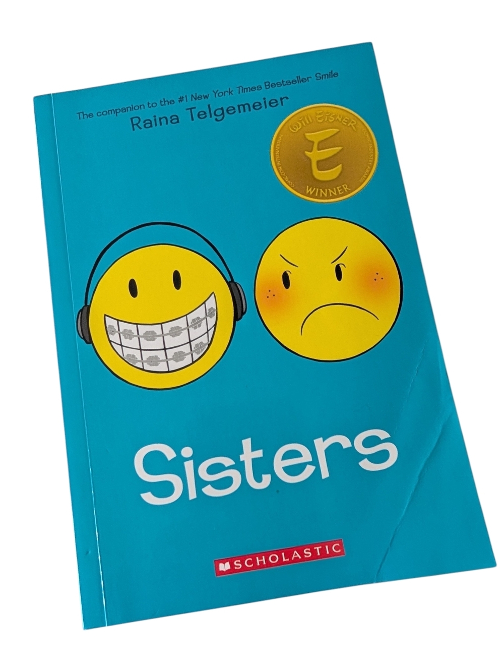 Scholastic Graphic Novel Bundle - Picture 3 of 6